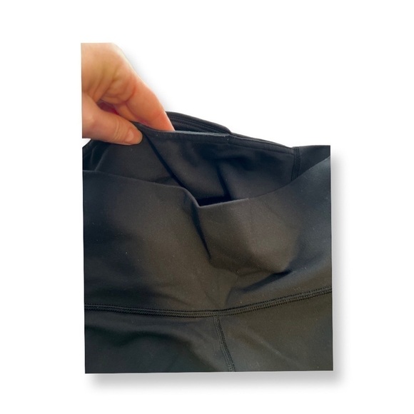 Lululemon Leggings Size 8 Semi-Sheer Strip in side of leg - Picture 12 of 12